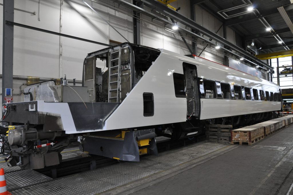 Steuerwagen eines ICN