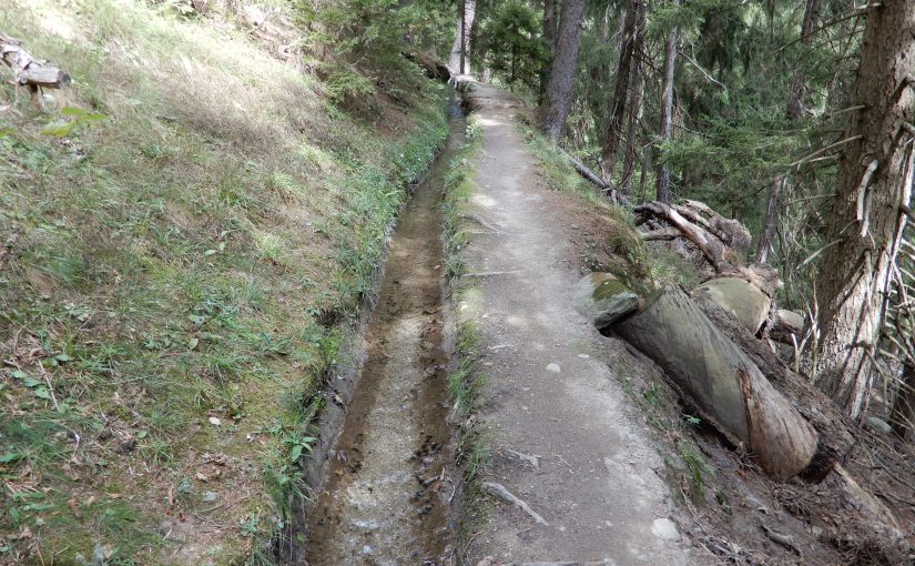 Höhenweg ins Fieschertal An der Suone