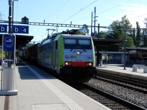 Re 486 502