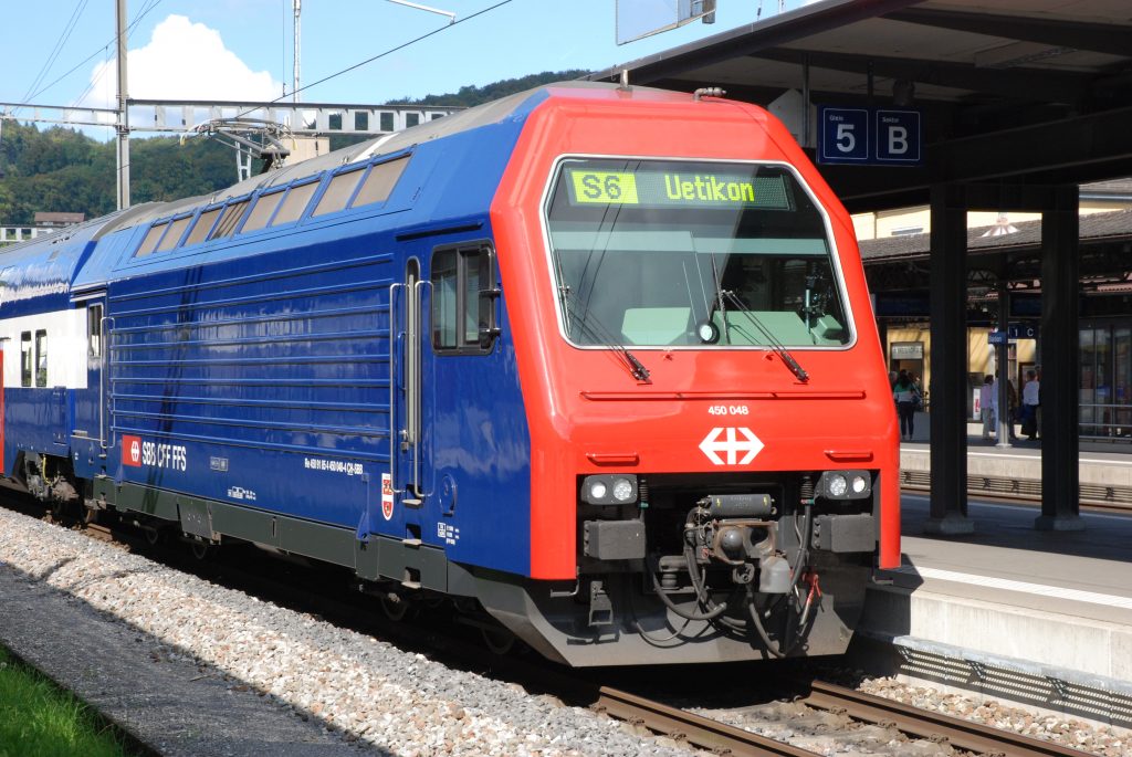 Re 450 048