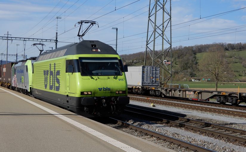 Re 465 015