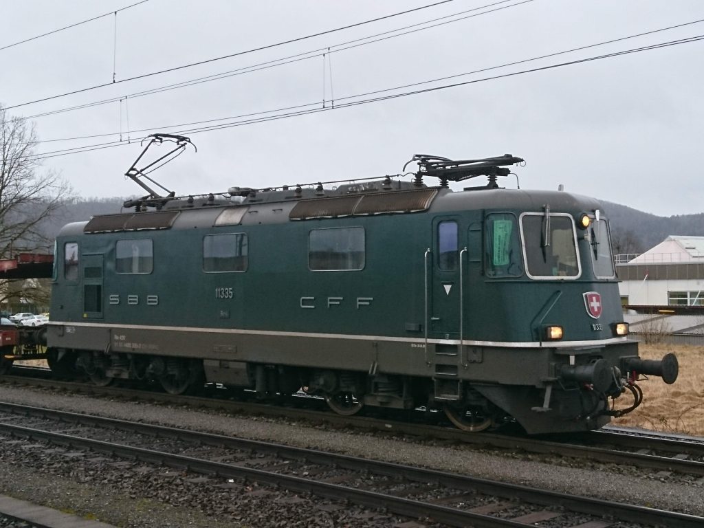 Re 420 335