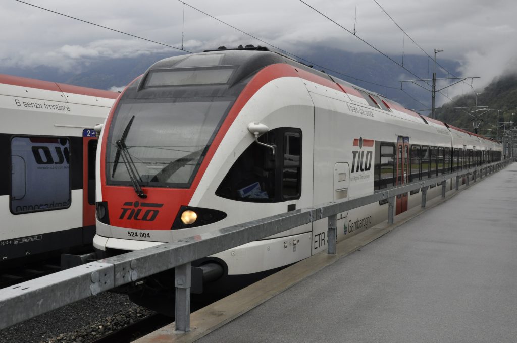 RABe 524 004 Eisenbahn juergs.ch