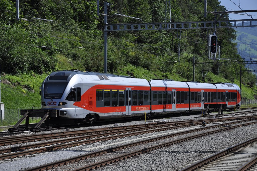 RABe 526 053