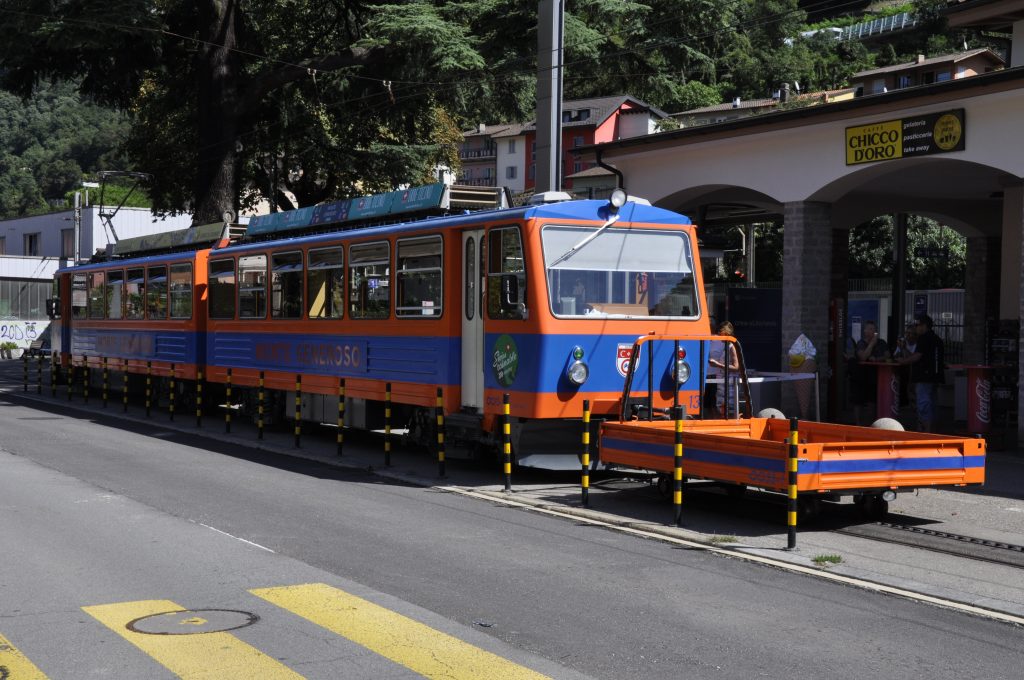 Bhe 4/8 13