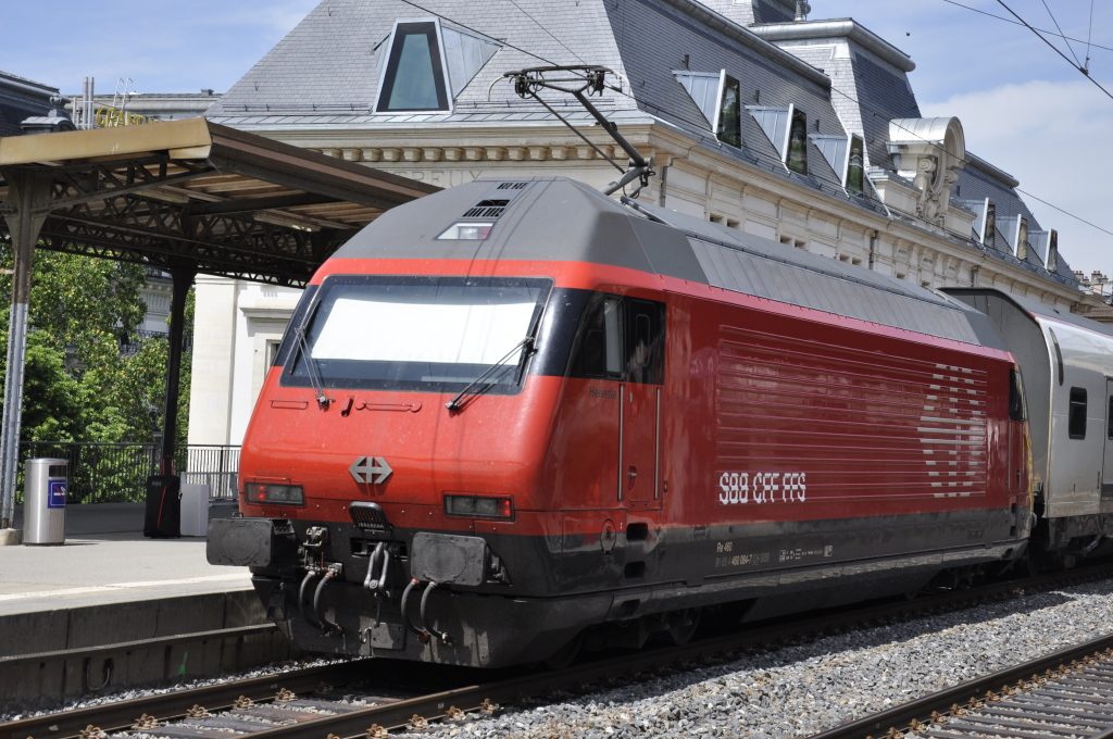 Re 460 084