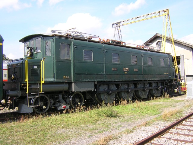 Ae 4/7 11026