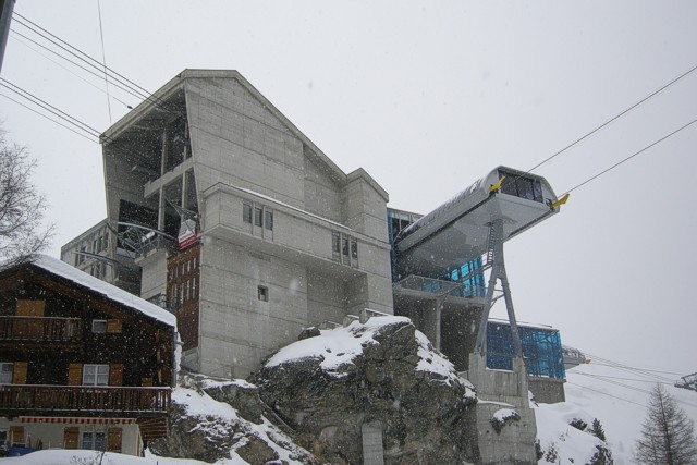Talstation Furi - Richtung Trockener Steg (links) - Riffelberg (rechts)